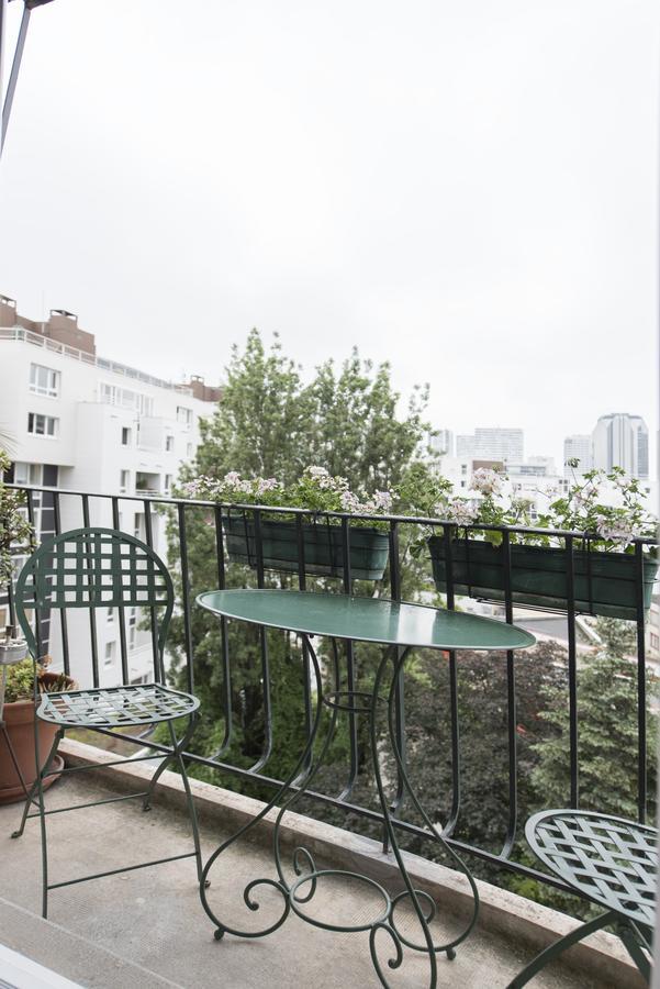 Veeve - Apartment Near Pont De Grenelle Párizs Kültér fotó